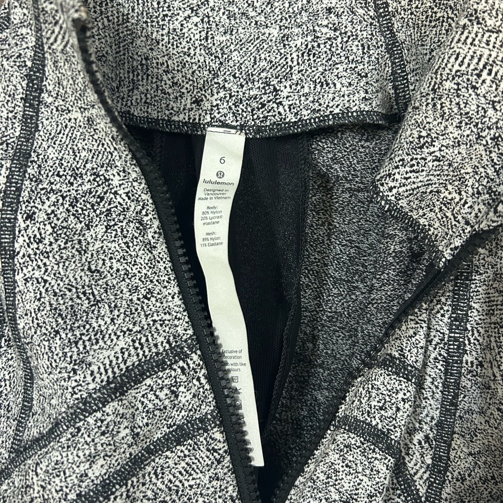 Lululemon Define Jacket - Picture 3 of 4
